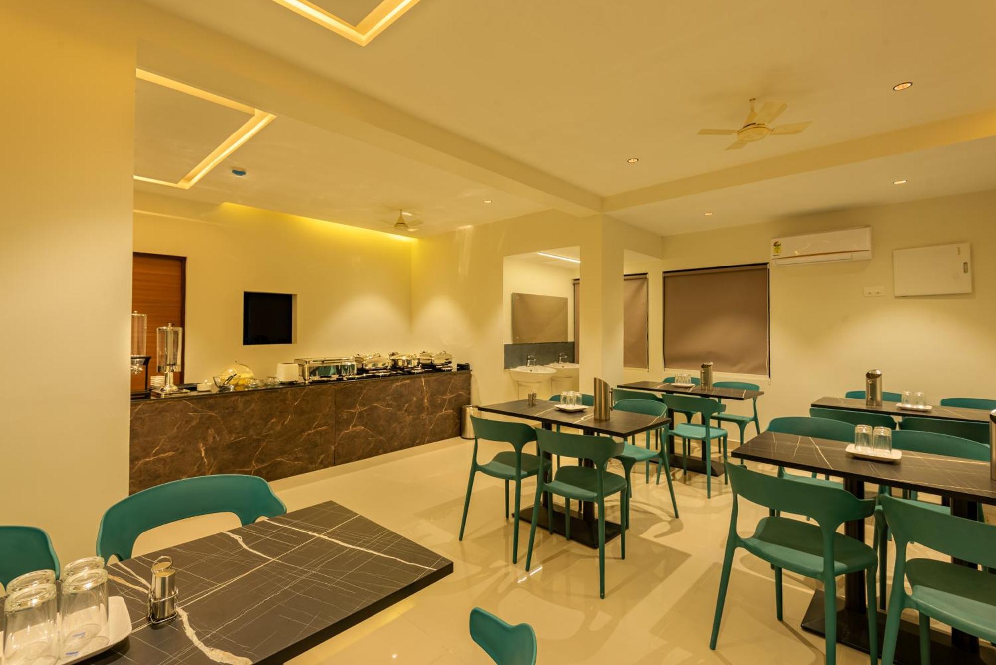 Hotel Stay Bella โคชิโคด ภายนอก รูปภาพ