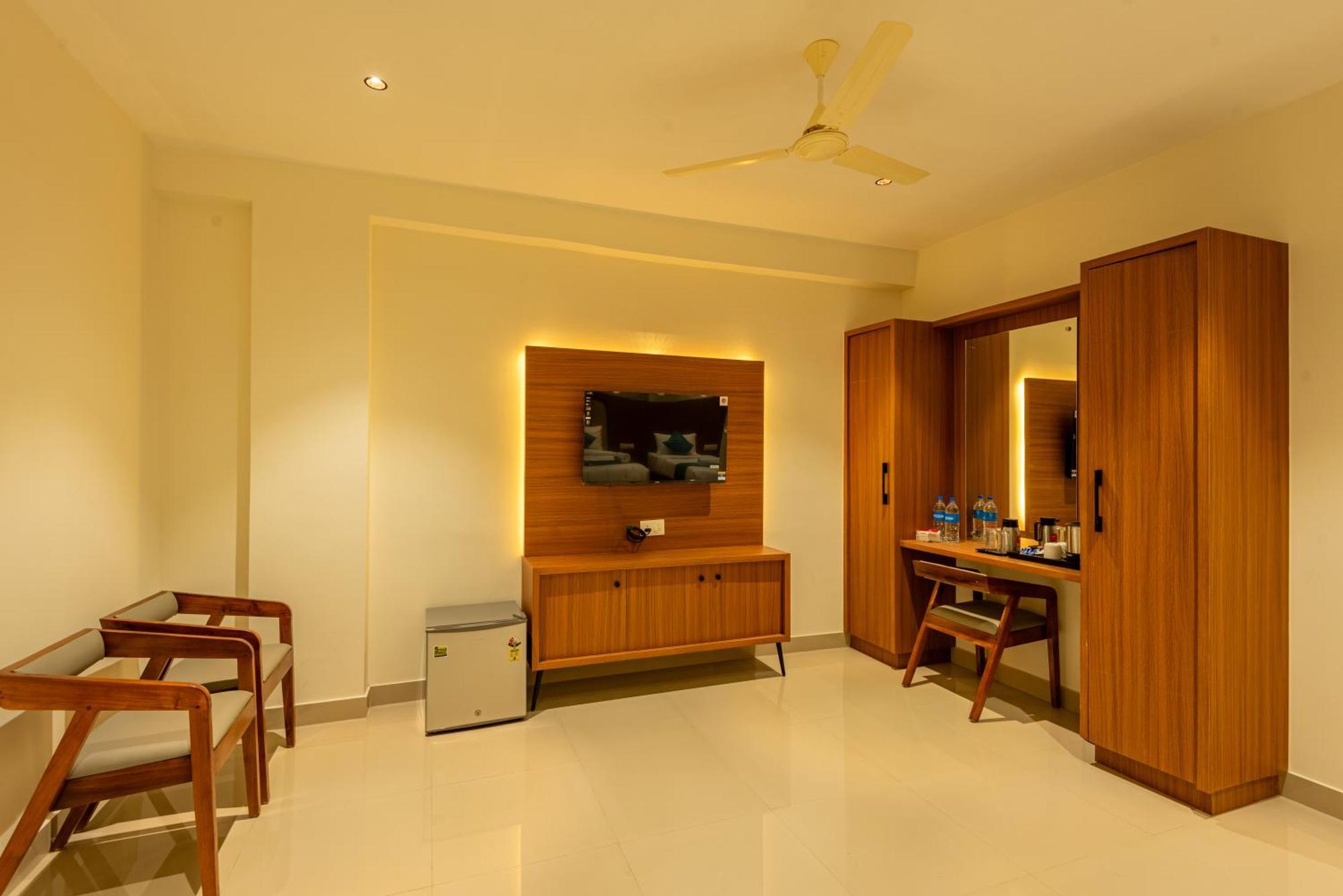 Hotel Stay Bella โคชิโคด ภายนอก รูปภาพ