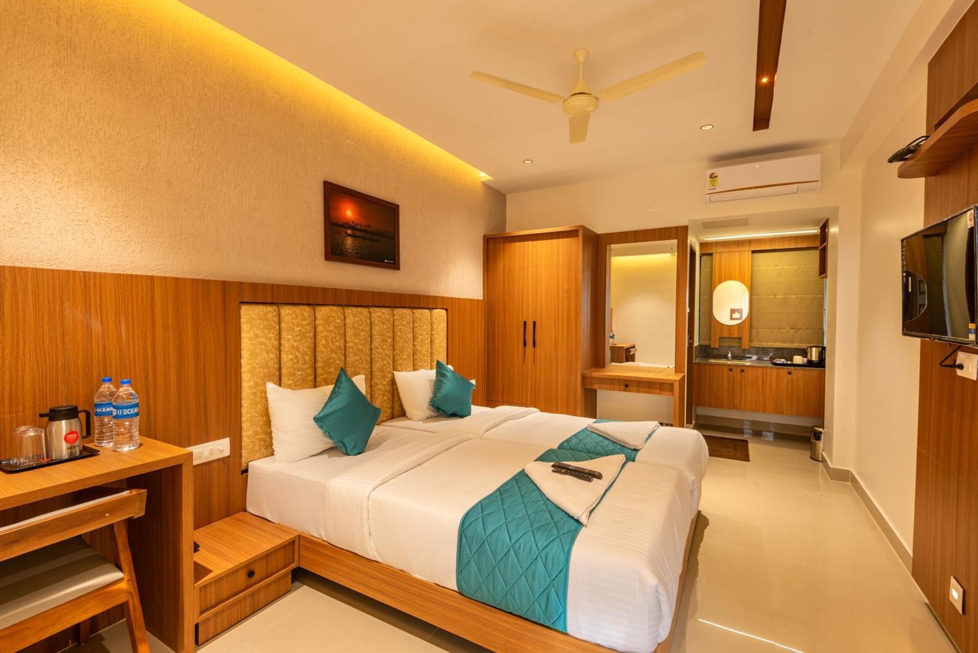 Hotel Stay Bella โคชิโคด ภายนอก รูปภาพ